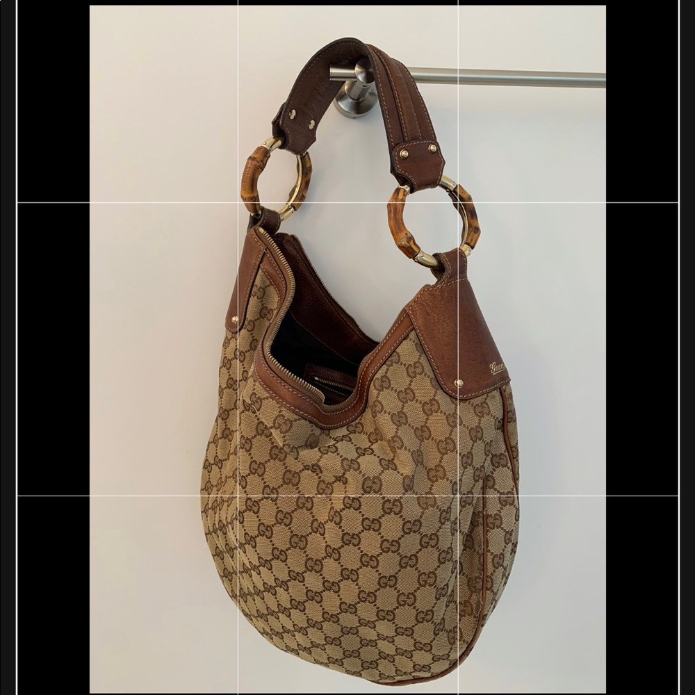 Authentic Gucci large hobo shoulder bag with bamboo rings